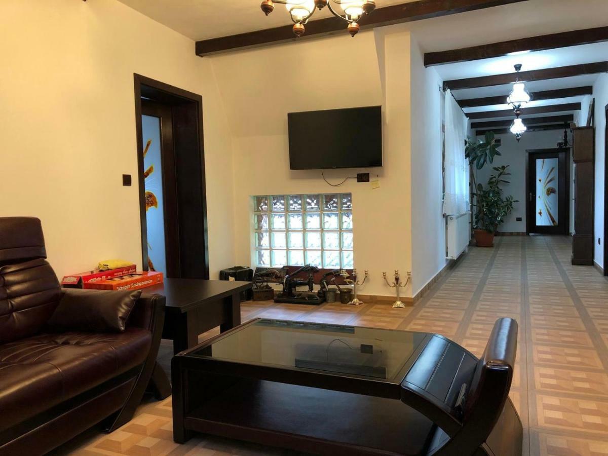 Hotel Ika House Poiana Mărului Exteriér fotografie