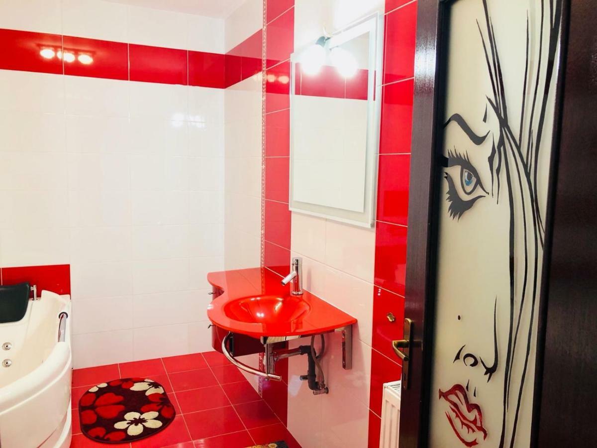 Hotel Ika House Poiana Mărului Exteriér fotografie